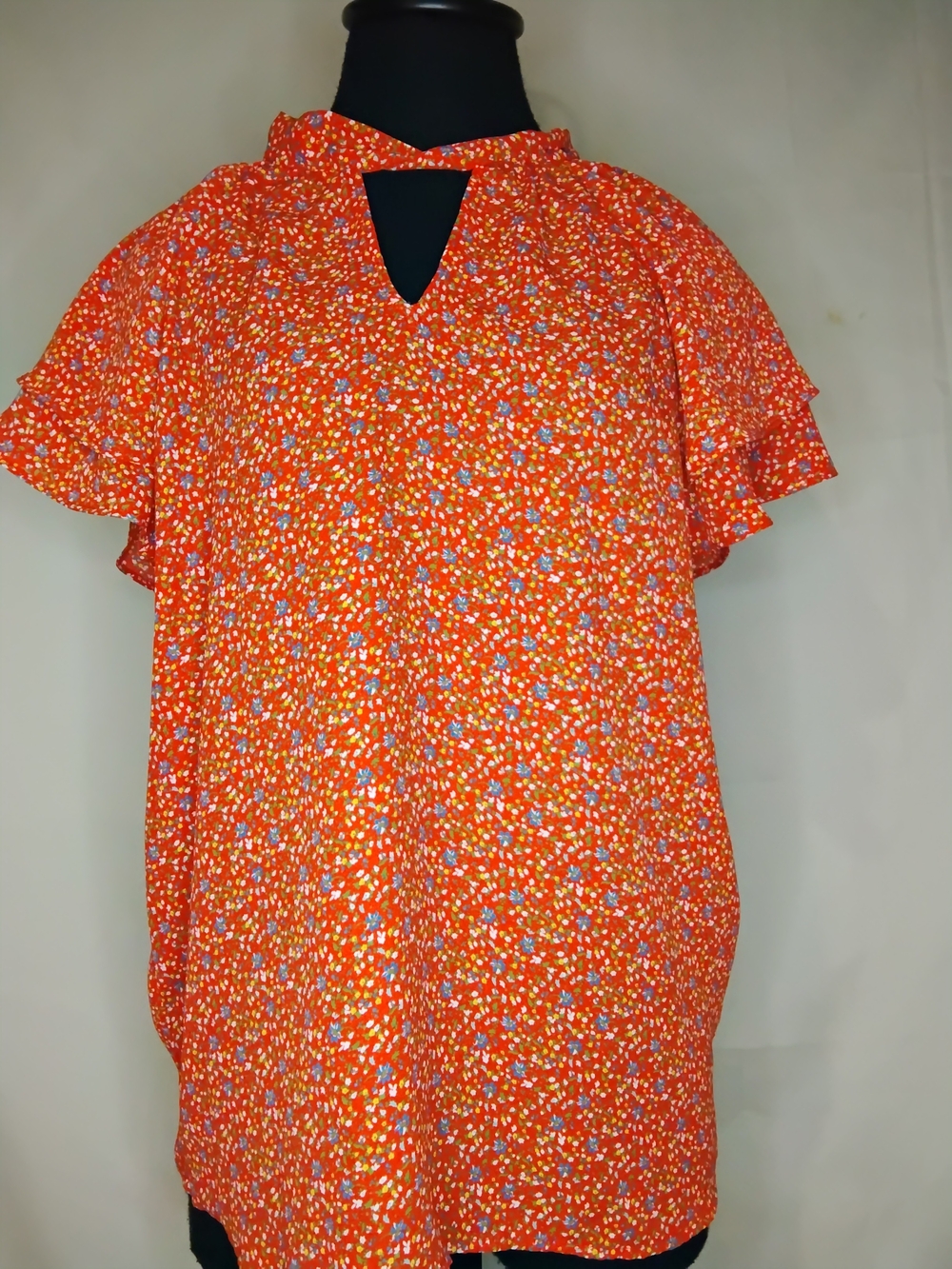Women's Red Floral Keyhole Blouse with Flutter Sleeves
